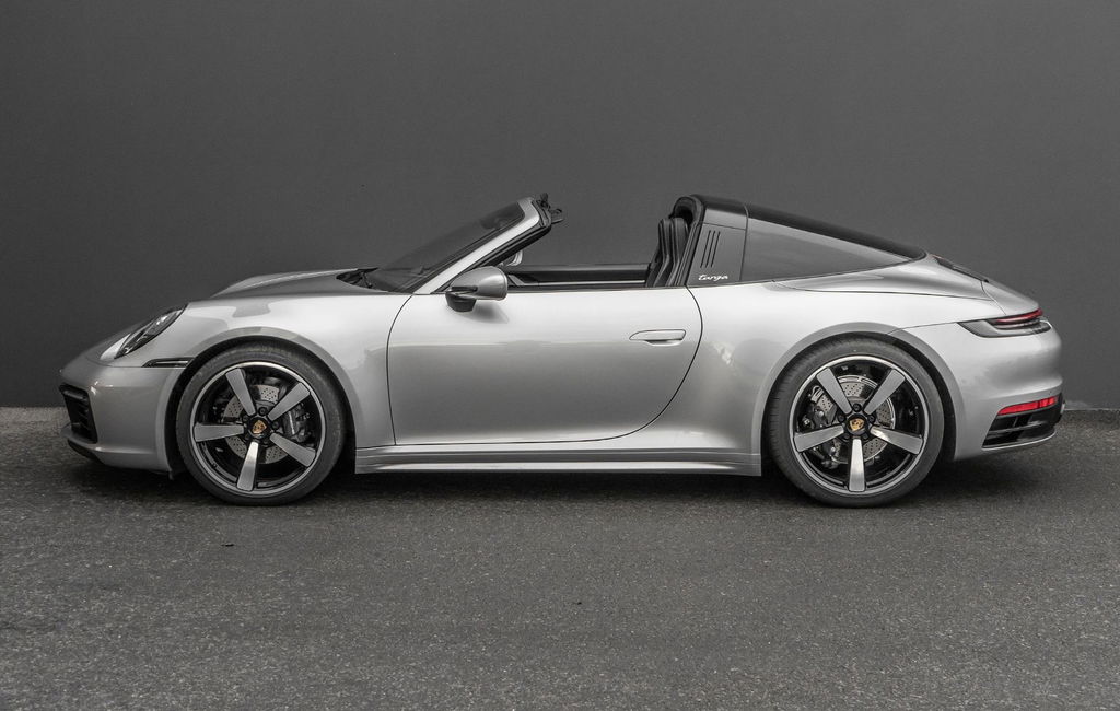 Porsche 992 Carrera 4 2020 - elferspot.com - Marktplatz für Porsche ...